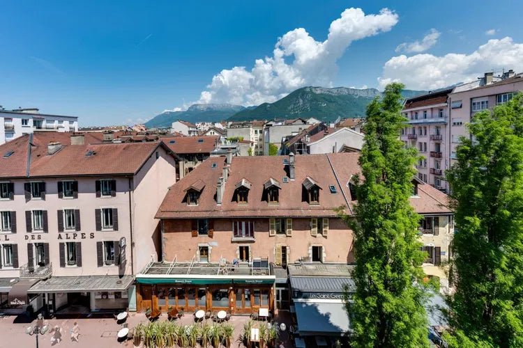 2 Annecy - Lac