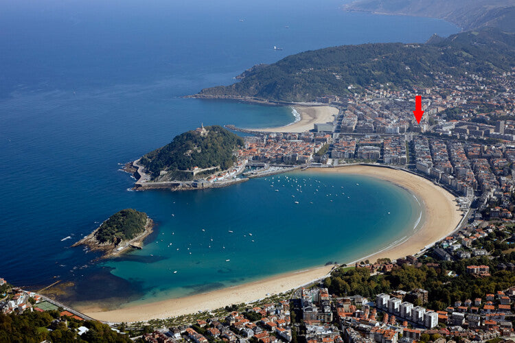 3 San Sebastian - Embrujo
